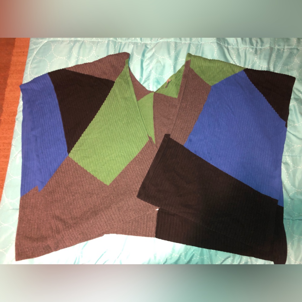 Vince Camuto throw over shawl / poncho